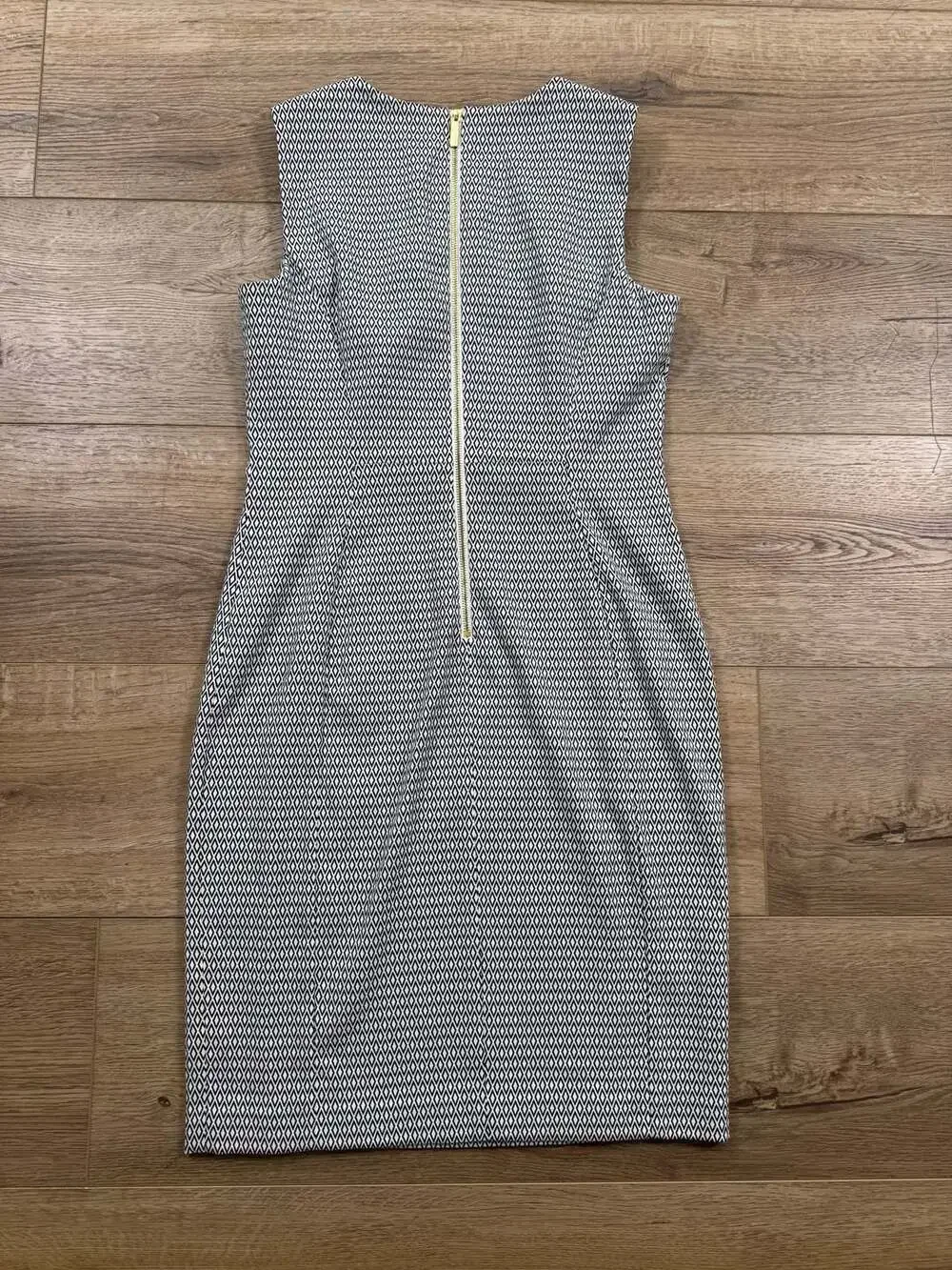 Calvin Klein Sheath Dress Womens 12 Black White Geometric Sleeveless Stretch